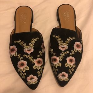 Embroidered floral flats